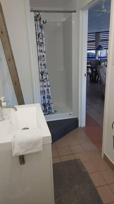 Apartamento Loft Avec Vue A 180 Degre Louiseville Exterior foto